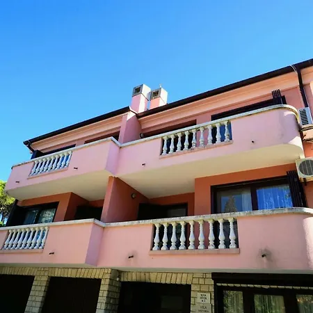 Viktoria Monterosso